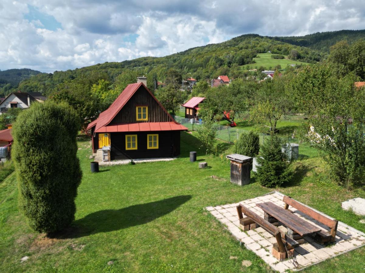 Chalupa U Mestanu Luzna  Exteriér fotografie